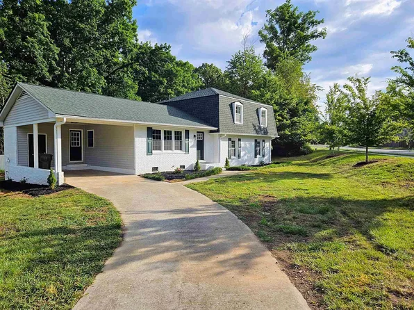 213 N Trail Dr, Raleigh, NC 27615