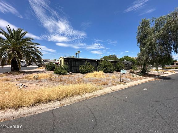 2nd image of 5558 E ALDER Avenue