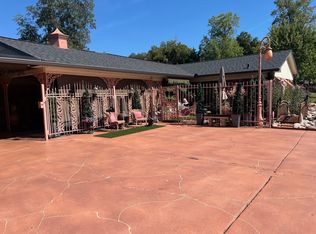 2821 W Cavett Dr, Shreveport, LA 71104