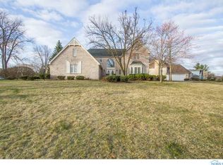 7131 Oak Hill Dr, Sylvania, OH 43560