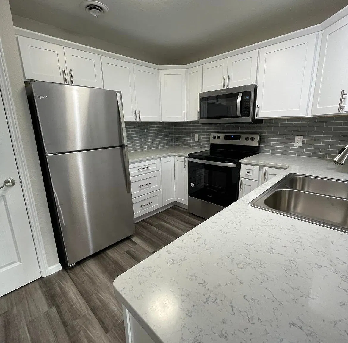 2 bed, 1200 sqft, $1,495 — Photo 1