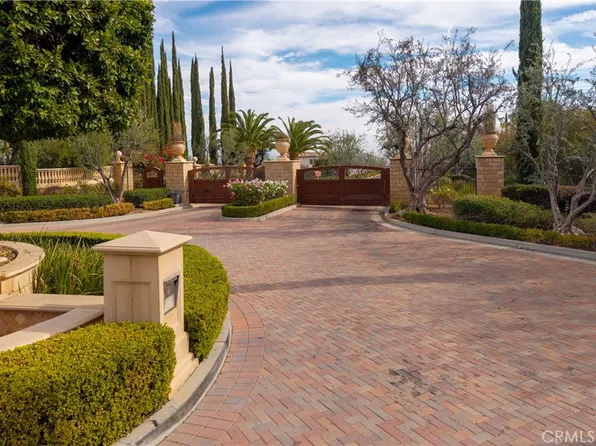 1127 Casper Cir #3, Corona, CA 92881