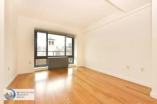 Rented by Metropolitan Property Group | media 30