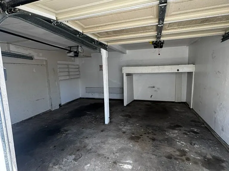 1088 Bangor Ln — Photo 25