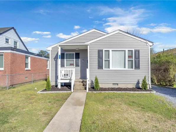 302 Saint James Ave, Suffolk, VA 23434