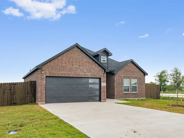 1042 Springview Ln, Mabank, TX 75147