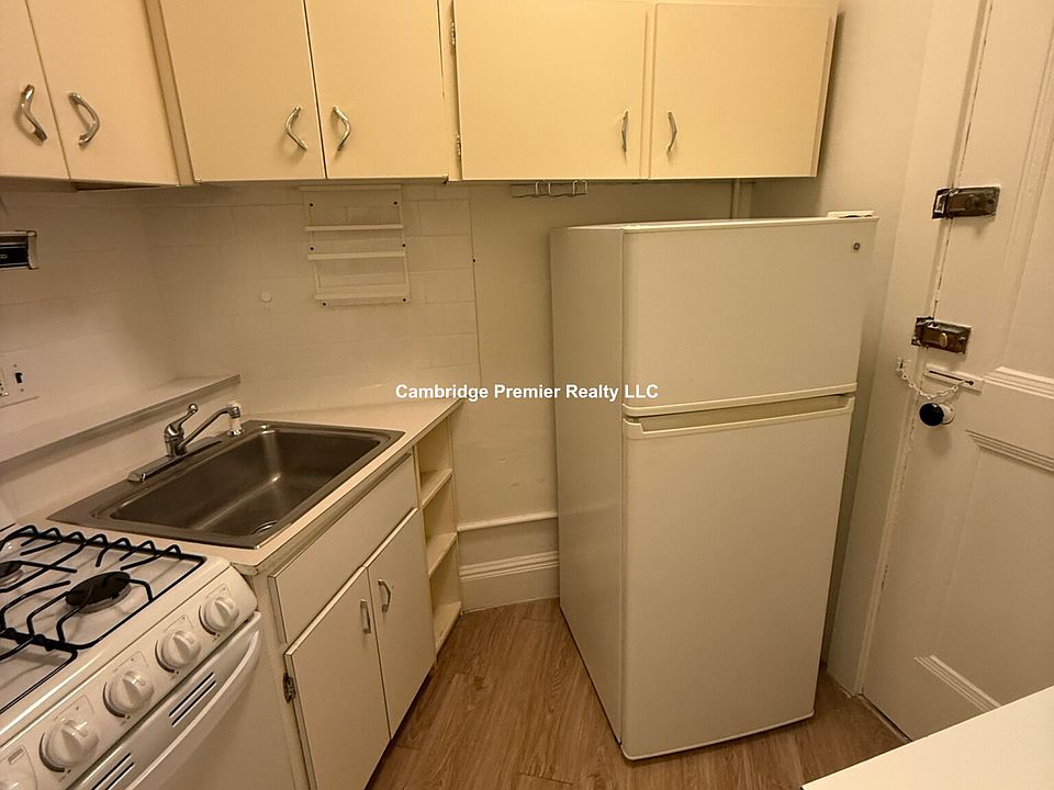 1st image of 22 Garden St