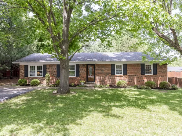 183 W Erskine Dr, Danville, KY 40422