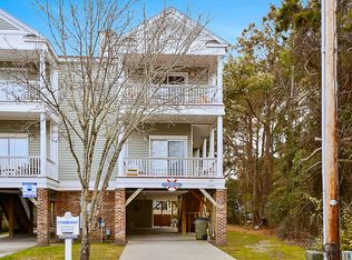 113 8th Ave N, Myrtle Beach, SC 29575