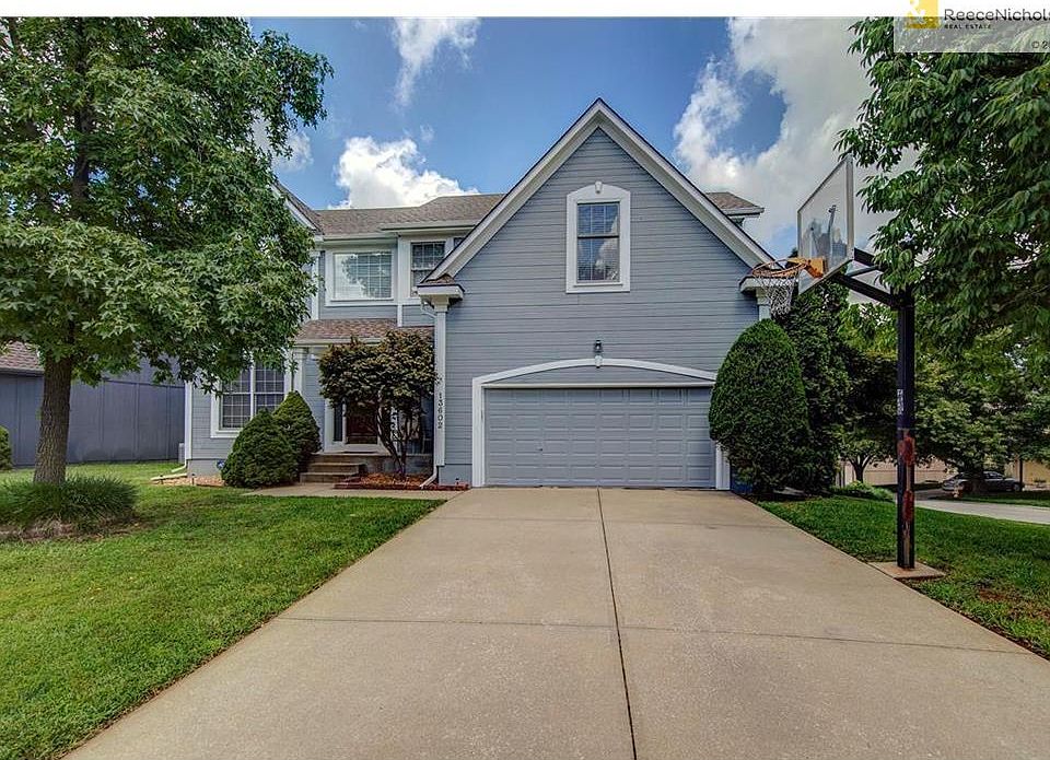13602 W 129th St, Olathe, Ks 66062; Flat Drive, Great Street Appeal,