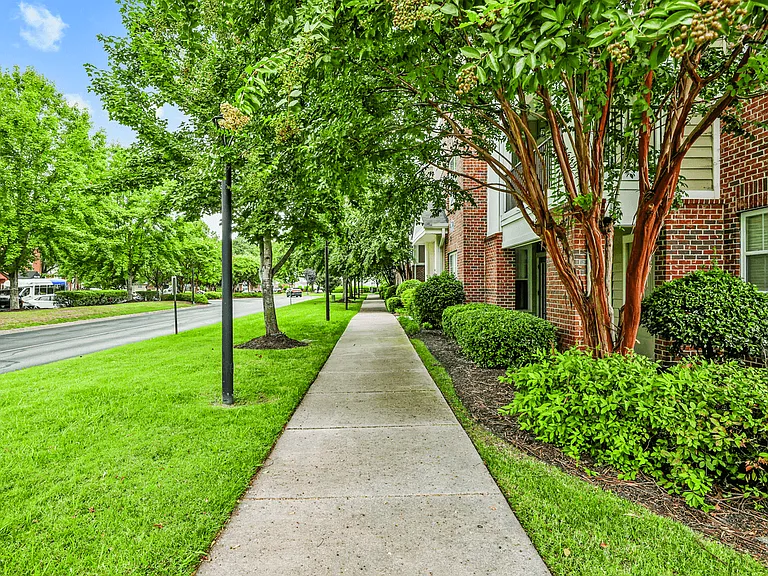 The Reserves at Arboretum Apartments — Photo 12
