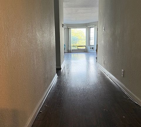2nd image of 630 Connecticut St