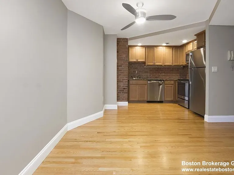 95 Gainsborough St — Photo 11