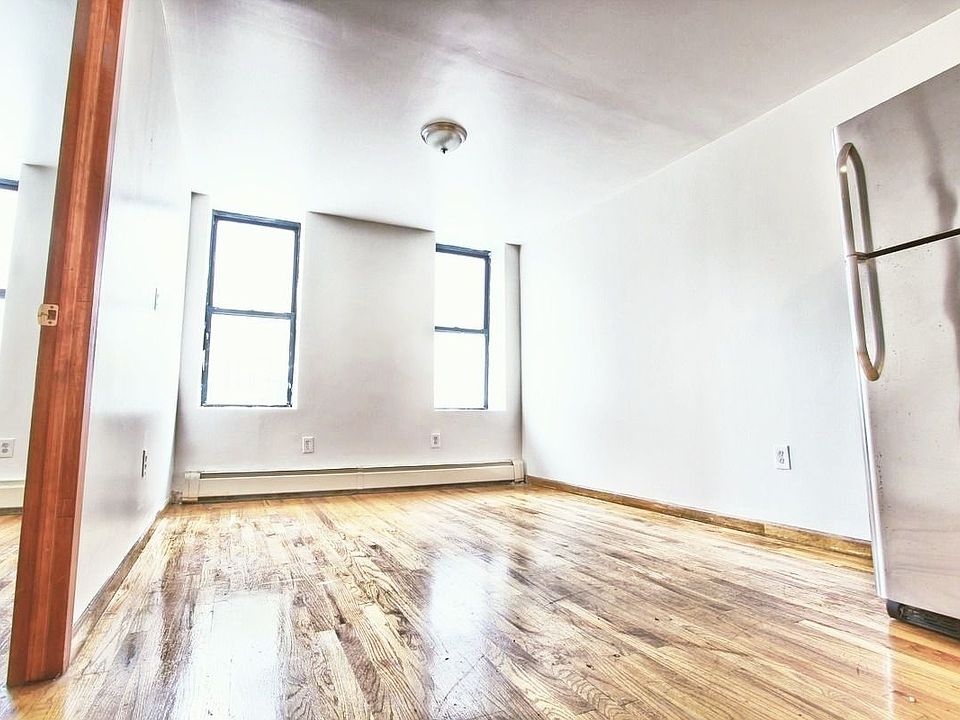 1st image of 252 4th Ave Ste A