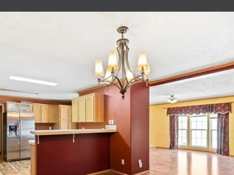8525 Squirrel Creek Rd — Photo 5