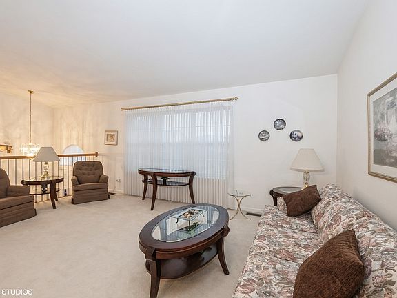 4th image of 5340 W Dixie Dr #5320