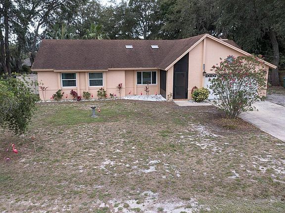 2nd image of 1039 N Harbor Dr