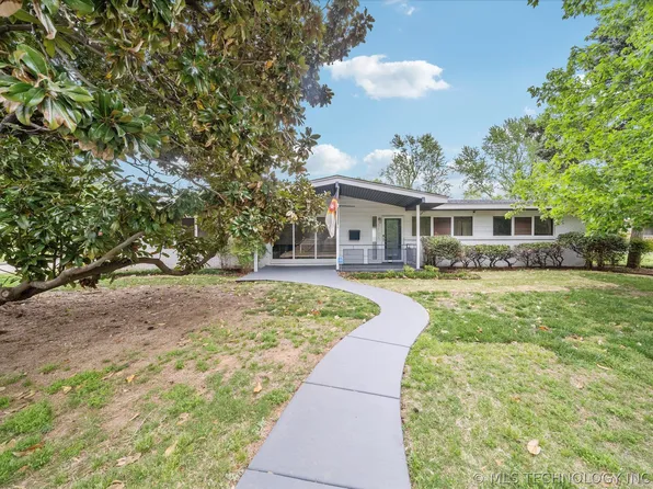 5105 E 25th Ct, Tulsa, OK 74114