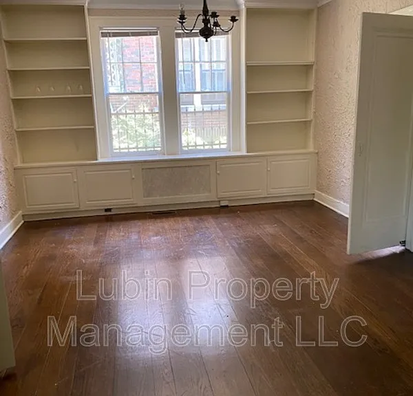2191 Washington Ave #1 — Photo 9