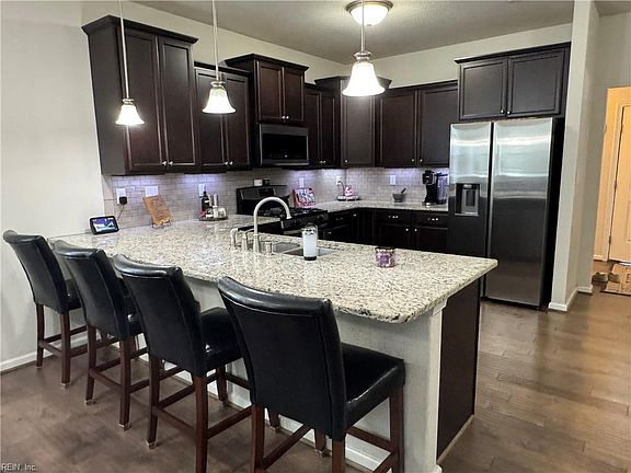 3rd image of 508 Cristfield Rd