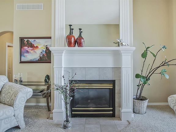 5th image of 3307 Woodside Dr