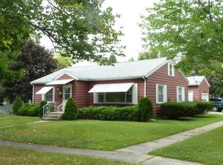 802 Van Buren St, Fort Atkinson, WI 53538