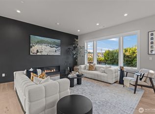 904 N 33rd Place, Renton, WA 98056