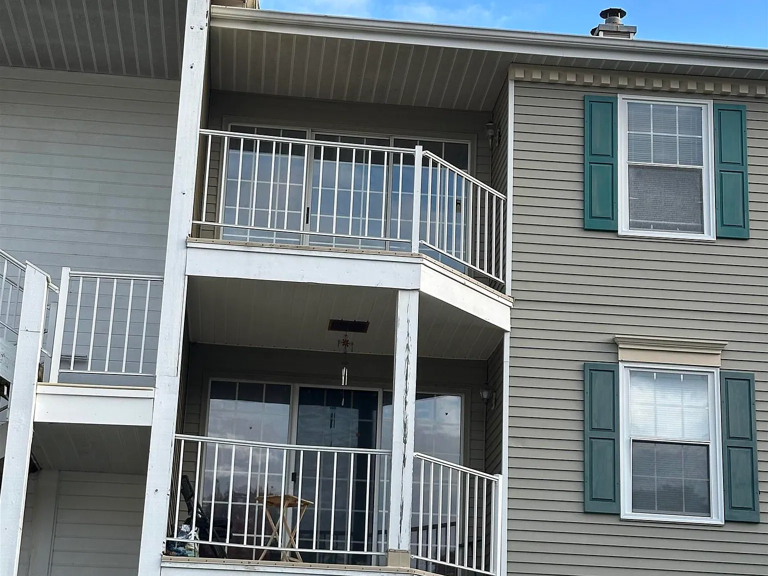 2 bed, 2.0 bath, $1,900 — Photo 2