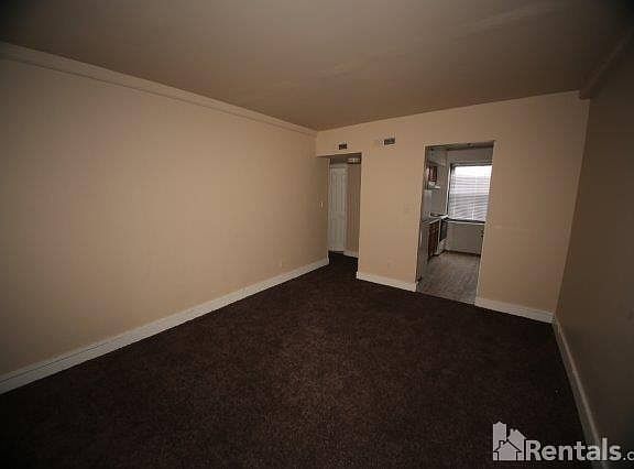 3rd image of 35 College Ct #35