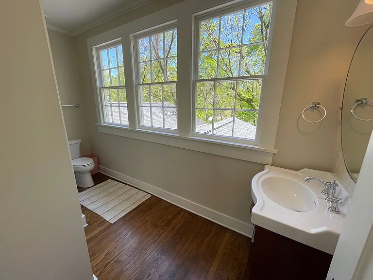 1411 S Lamar Blvd — Photo 41