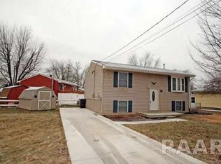 347 Hawthorne Cir, Creve Coeur, IL