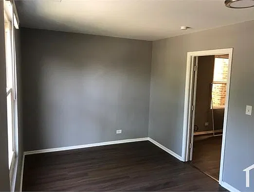 4 bed, 1000 sqft, $1,795 — Photo 3
