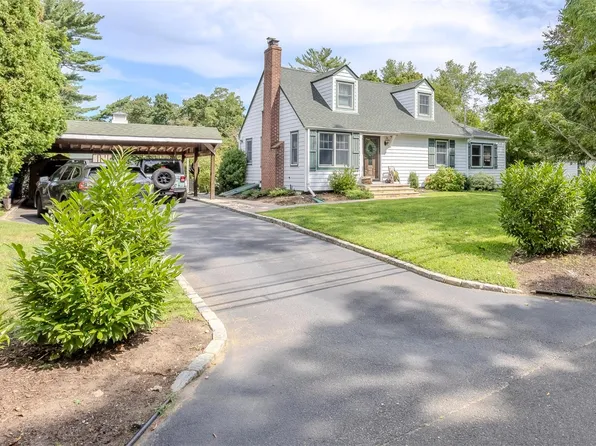 32 Lower Rocky Point Road, Miller Place, NY 11764