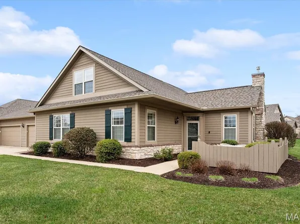 1304 Three Rivers Dr, O Fallon, IL 62269