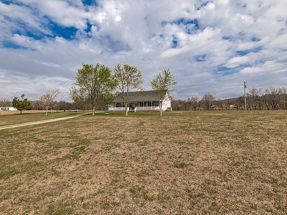 4th image of 144B Leo Carter Rd