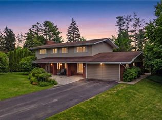 6 Summit Cir, Norfolk County, ON N3Y 3K8