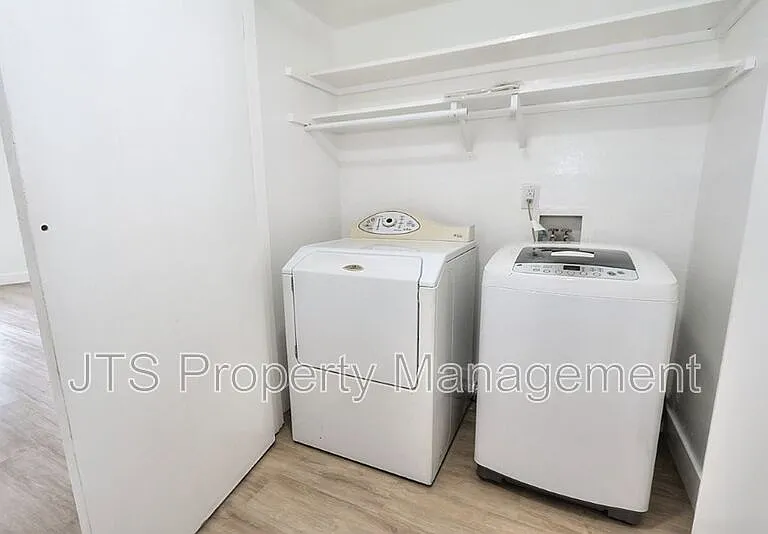 10524 Croetto Way #3 — Photo 40