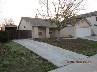 326 Park Sharon Dr, Los Banos, CA 93635