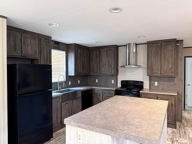 25 County Road 3893 W — Photo 9