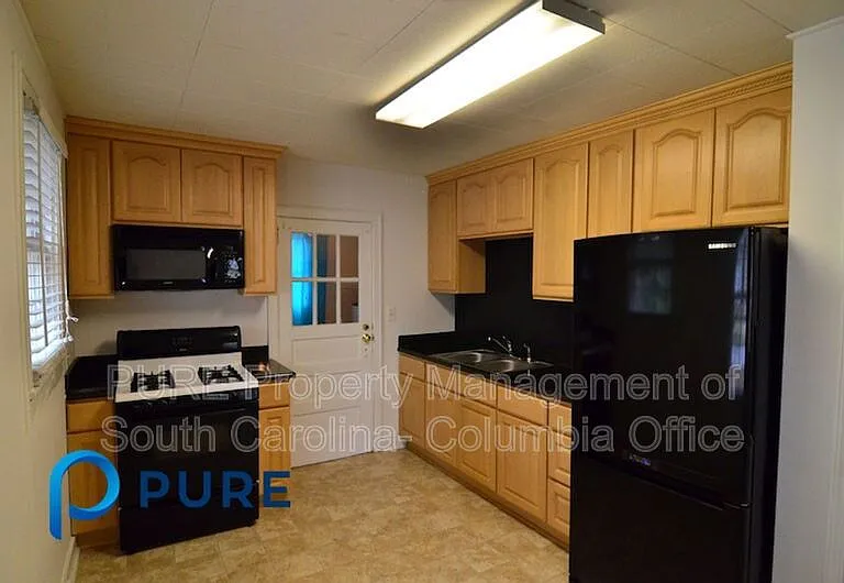 810 Hemphill St — Photo 7