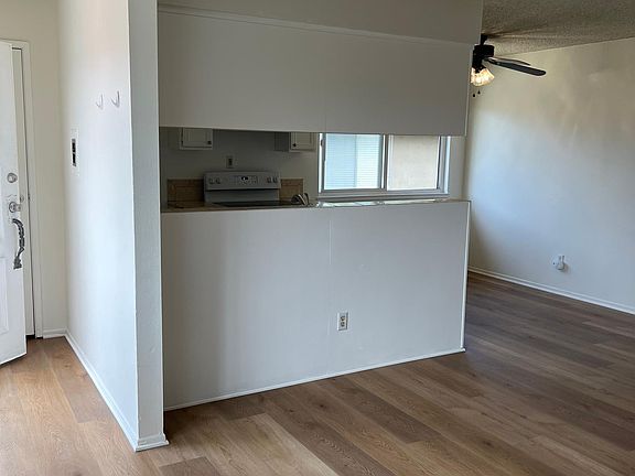 3rd image of 2378 Pepper St