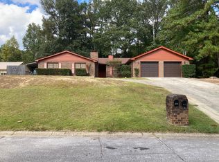 377 River Oak Dr, Riverdale, GA 30274
