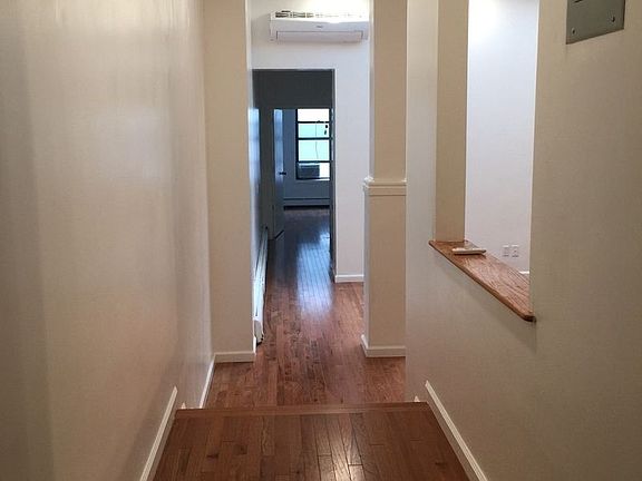 5th image of 109 E 29th St APT 2R