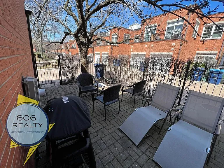 220 W Scott St #G — Photo 30