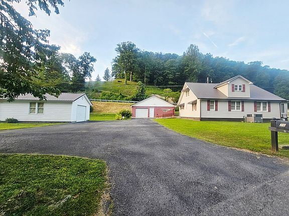 3rd image of 20 Fitch Branch Rd