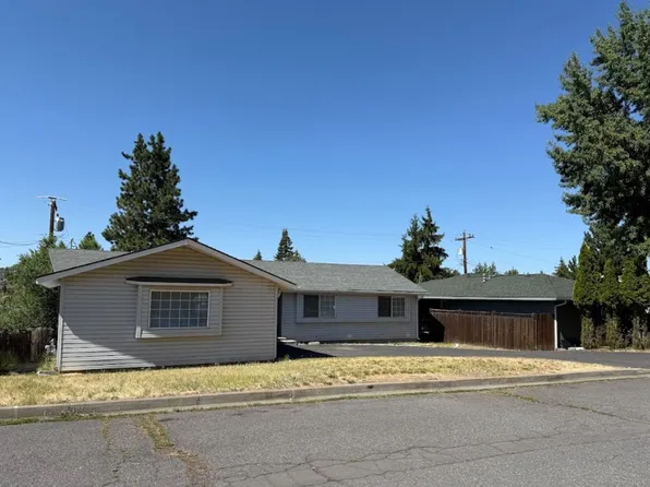 194 Peach St, Klamath Falls, OR 97601