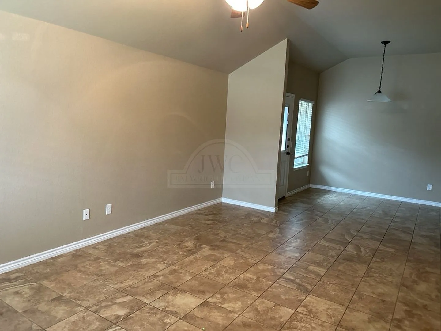 406 Sladecek, Killeen — Photo 3