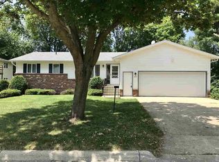 223 S Broadway Ave, New Hampton, IA 50659