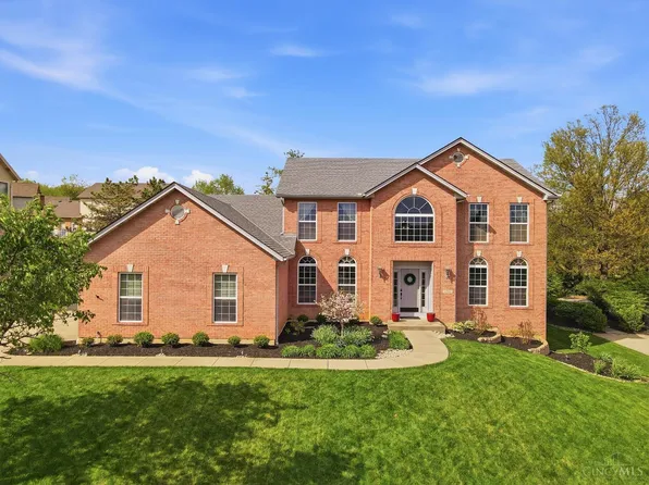 5294 Senour Dr, West Chester, OH 45069