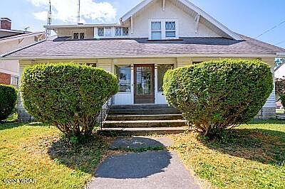 4th image of 426 South Ave